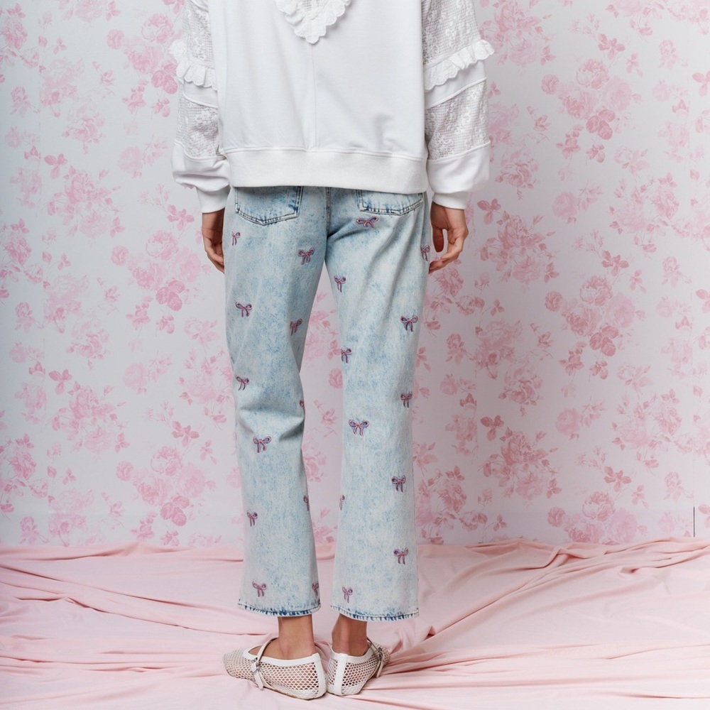 ✨BOUTIQUE BNWT Kayla Embroidered Cropped Denim Jeans 🎀 - Picture 5 of 5
